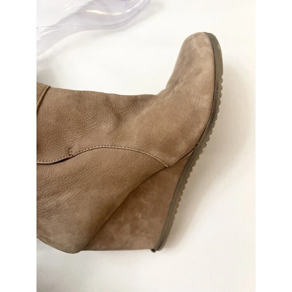 Gentle Souls By Kenneth Cole Gabriel Wedge Booties Suede Leather size 10 Brown